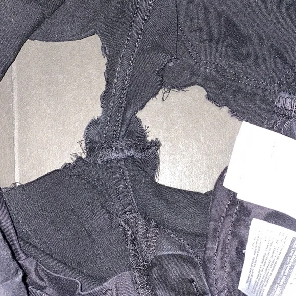 Levi’s 311 Shaping Skinny Size 27 Faded Black Cutoff Jean High Waist Shorts - Picture 10 of 13